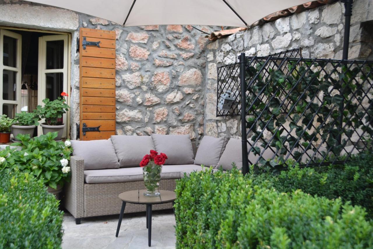 Apartman L&M Cetinje Luaran gambar