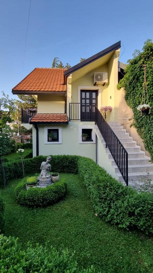 Apartman L&M Cetinje Luaran gambar